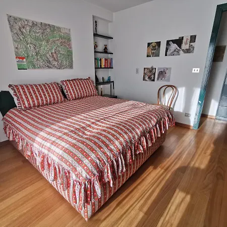 Hostdomus - Shine Apartment *
